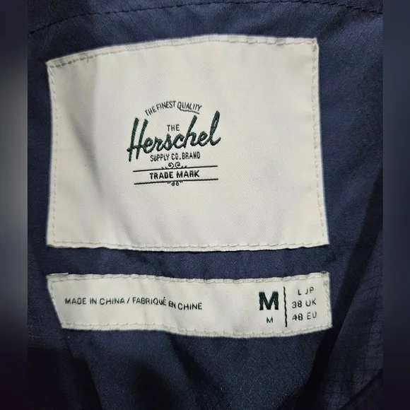 Men's Herschel Voyage Wind Breaker Navy Blue Jacket. Size Medium. - Picture 5 of 10